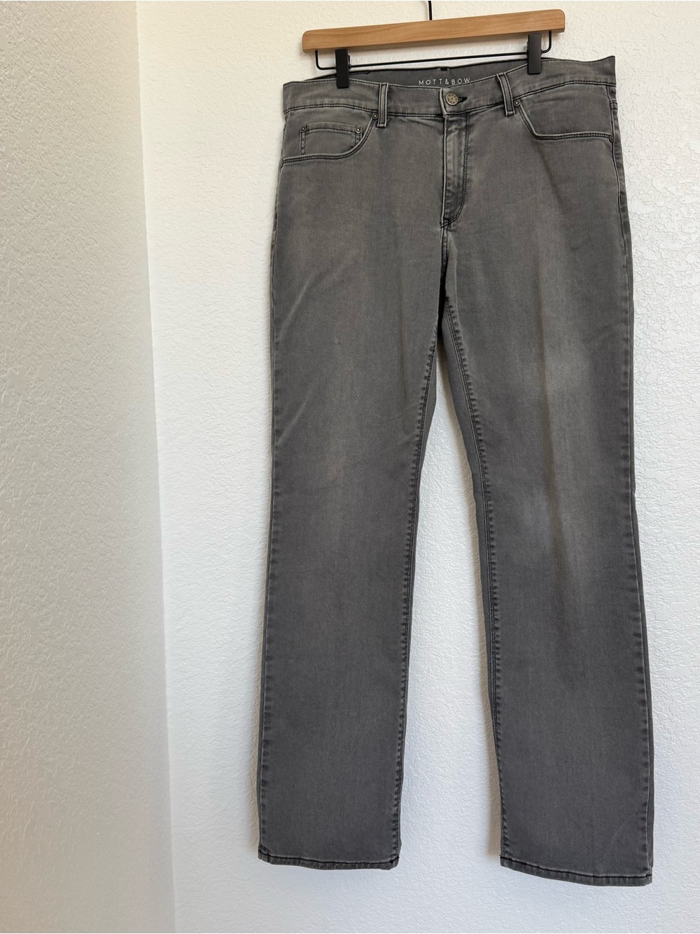 Mott & Bow Men’s Slim Fit Jeans - Medium Grey